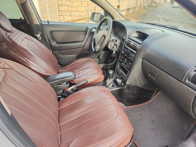 Opel Astra 2000, 600,000 km - 1.6 l - Bakı