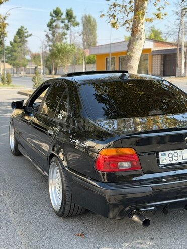 BMW 530 2000, 298,000 km - 3.0 l - Ağdaş