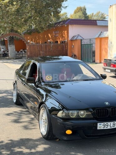 BMW 530 2000, 298,000 km - 3.0 l - Ağdaş