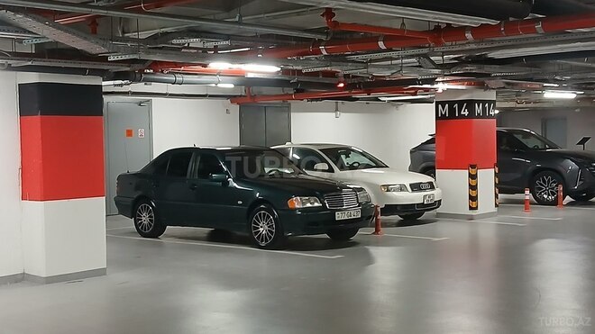 Mercedes C 240 2000, 405,771 km - 2.4 l - Bakı