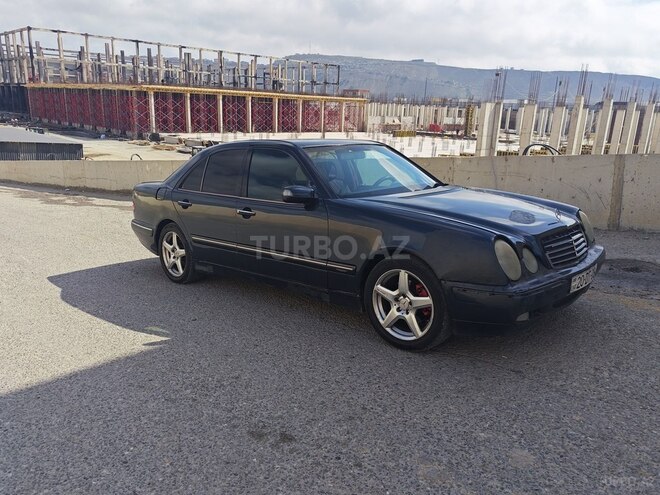Mercedes E 300 1995, 568,000 km - 3.0 l - Bakı