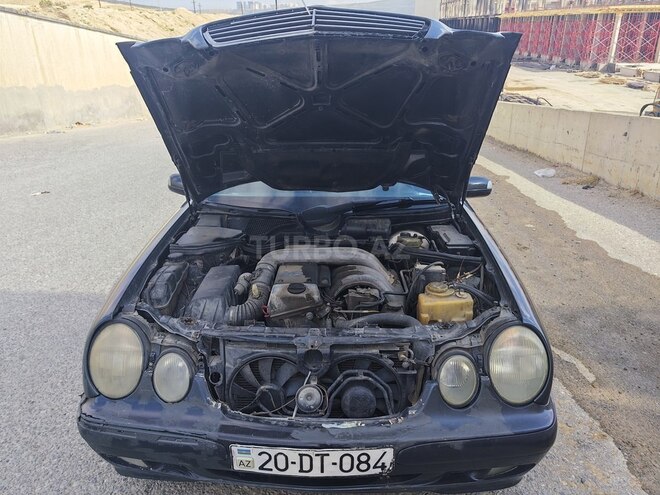 Mercedes E 300 1995, 568,000 km - 3.0 l - Bakı