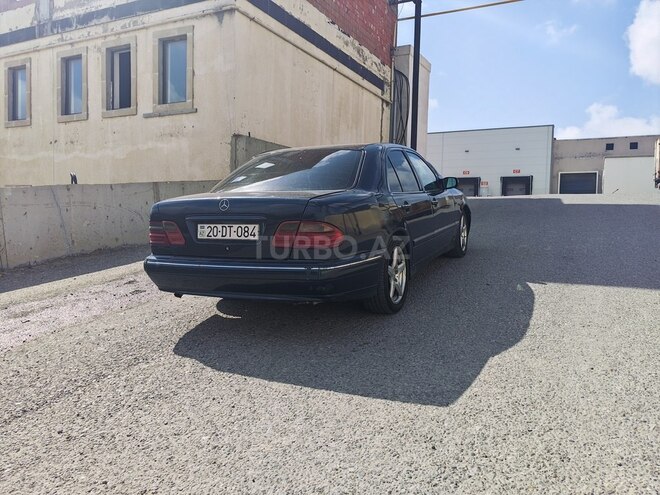 Mercedes E 300 1995, 568,000 km - 3.0 l - Bakı
