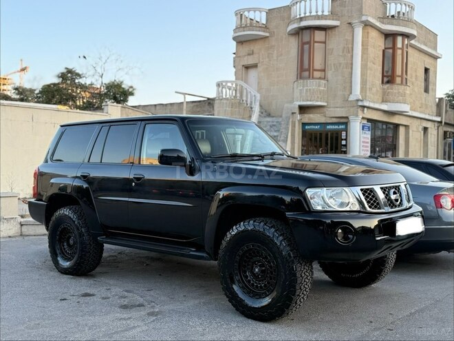 Nissan Patrol 2005, 181,000 km - 4.8 l - Bakı
