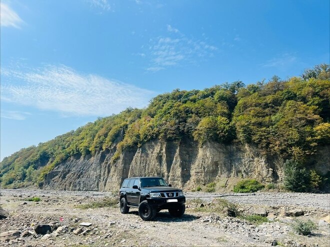 Nissan Patrol 2005, 181,000 km - 4.8 l - Bakı