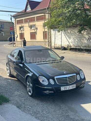 Mercedes E 350 2005, 355,000 km - 3.5 л - Quba