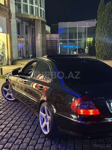 Mercedes E 350 2005, 355,000 km - 3.5 л - Quba