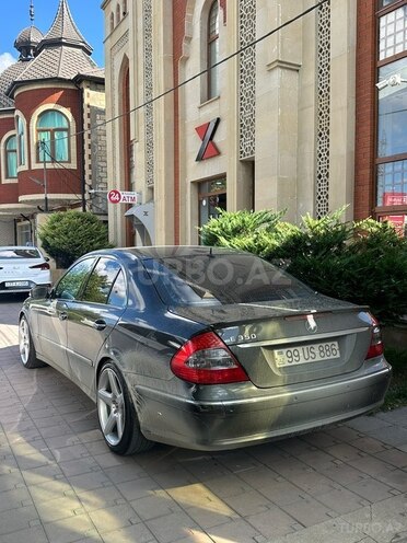 Mercedes E 350 2005, 355,000 km - 3.5 л - Quba