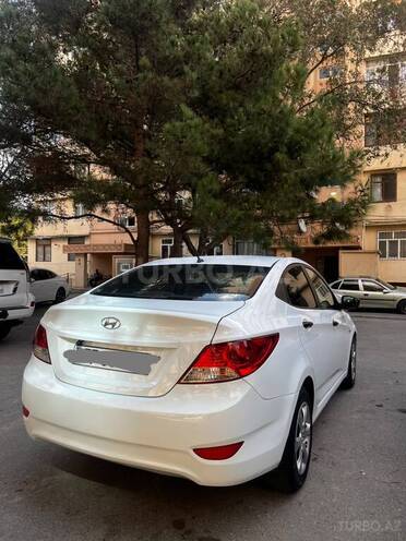Hyundai Accent 2013, 230,000 km - 1.4 л - Bakı