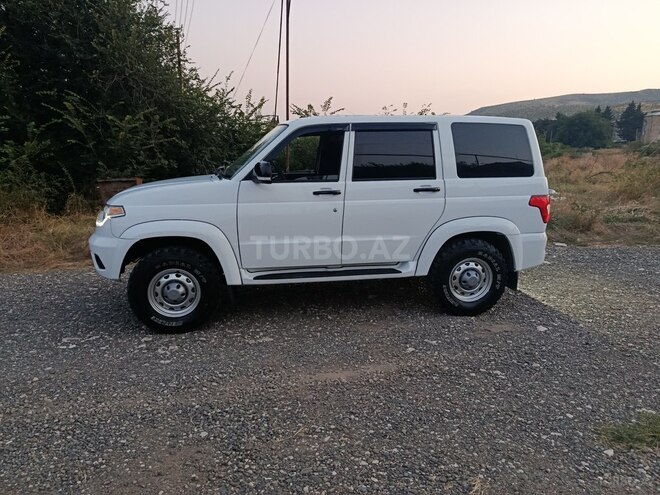 UAZ Patriot 2018, 53,000 km - 2.7 l - Goranboy