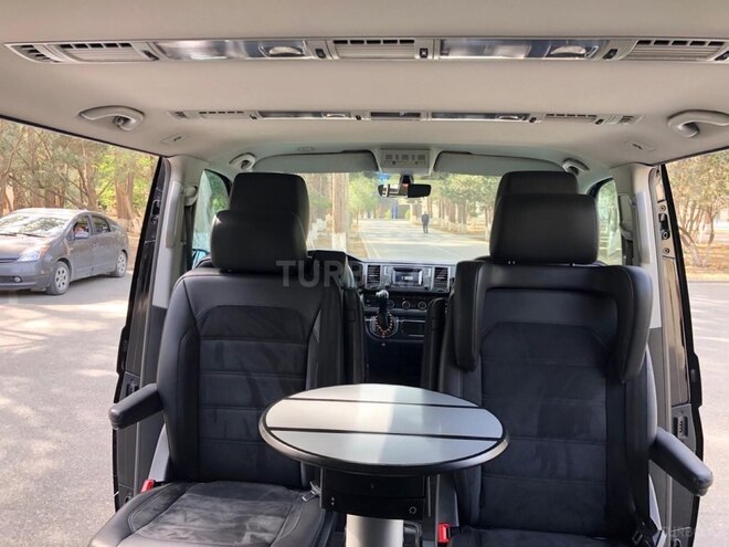 Volkswagen Multivan 2017, 285,000 km - 2.0 l - Sumqayıt