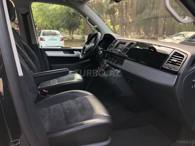 Volkswagen Multivan 2017, 285,000 km - 2.0 l - Sumqayıt