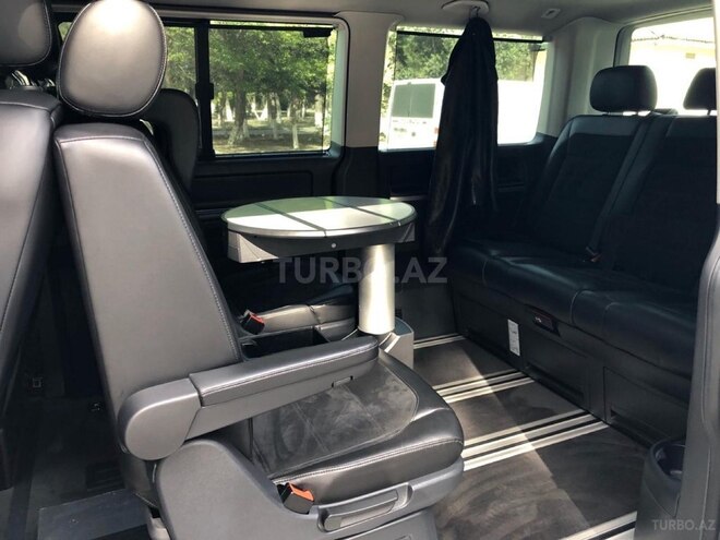 Volkswagen Multivan 2017, 285,000 km - 2.0 l - Sumqayıt