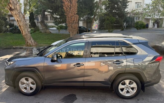 Toyota RAV4 2021, 111,000 km - 2.0 l - Bakı