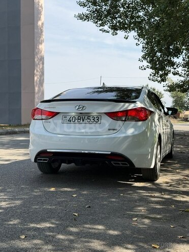 Hyundai Elantra 2012, 289,682 km - 1.8 л - Quba