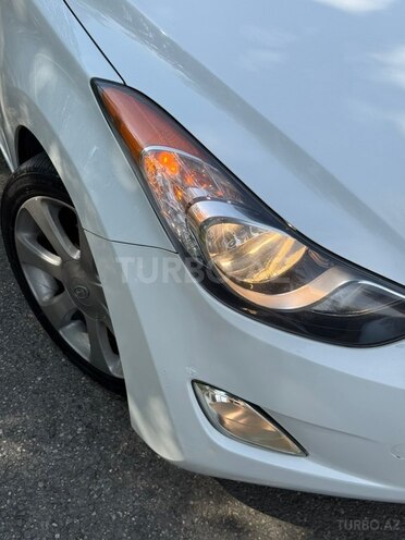 Hyundai Elantra 2012, 289,682 km - 1.8 л - Quba