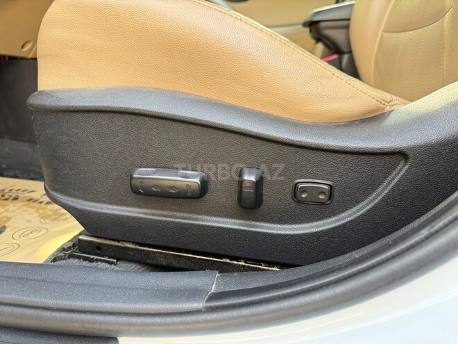 Hyundai Elantra 2012, 289,682 km - 1.8 л - Quba
