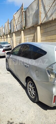 Toyota Prius V 2012, 399,000 km - 1.8 л - Bakı
