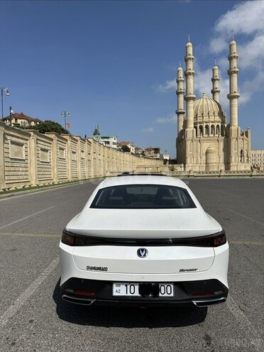 Changan Eado 2025, 9,300 km - 1.5 l - Bakı