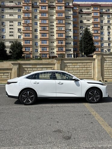 Changan Eado 2025, 9,300 km - 1.5 l - Bakı