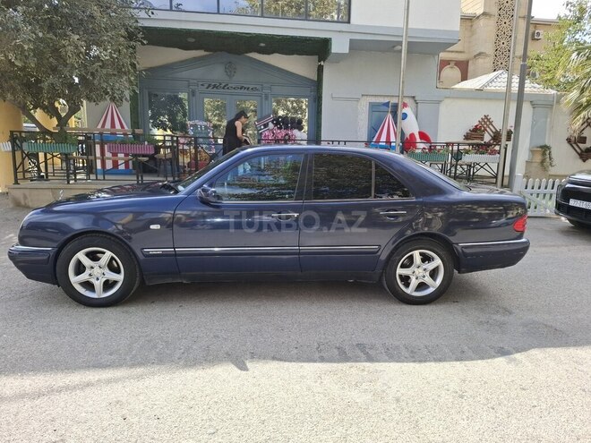 Mercedes E 200 1998, 346,600 km - 2.0 l - Bakı