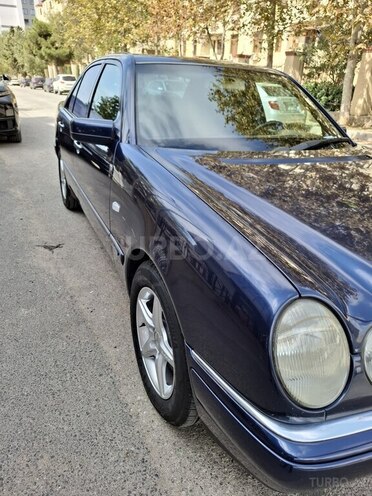 Mercedes E 200 1998, 346,600 km - 2.0 l - Bakı