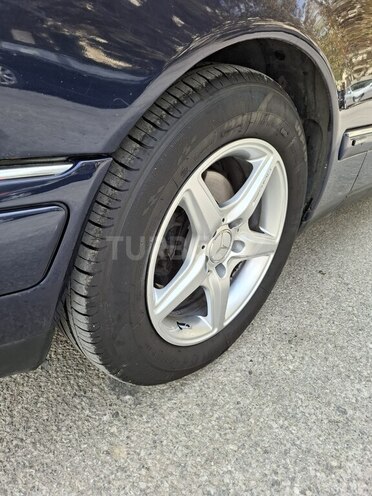 Mercedes E 200 1998, 346,600 km - 2.0 l - Bakı