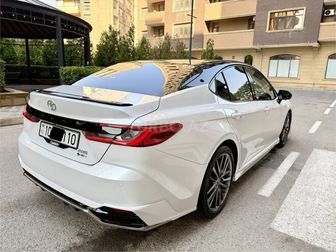 Toyota Camry 2025, 3,200 km - 2.0 л - Bakı