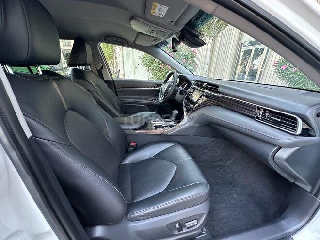 Toyota Camry 2020, 134,000 km - 2.5 l - Bakı