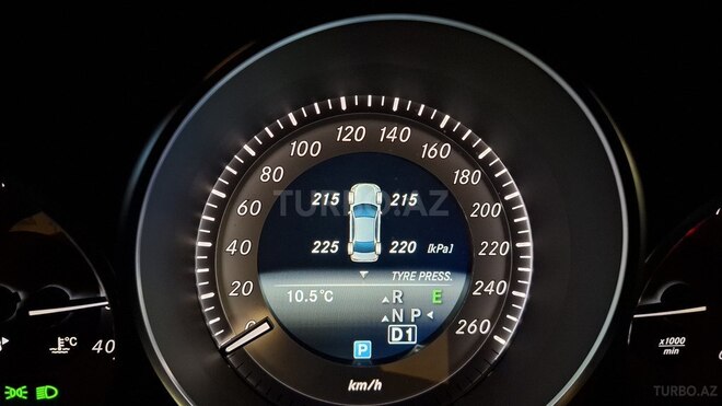 Mercedes E 220 2015, 150,000 km - 2.1 l - Bakı