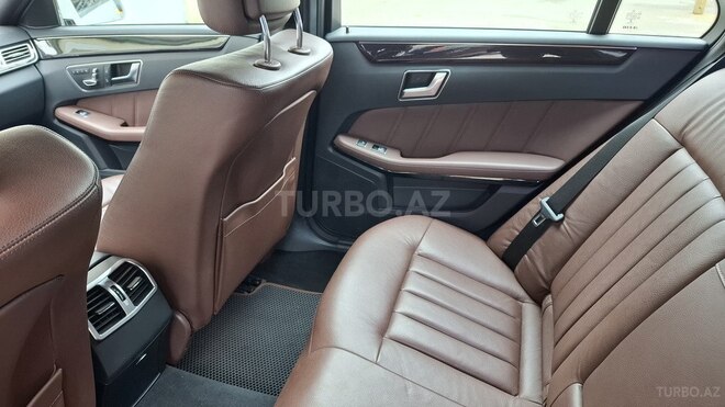 Mercedes E 220 2015, 150,000 km - 2.1 l - Bakı