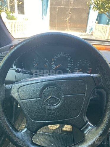Mercedes C 240 1999, 391,074 km - 2.4 l - Bakı