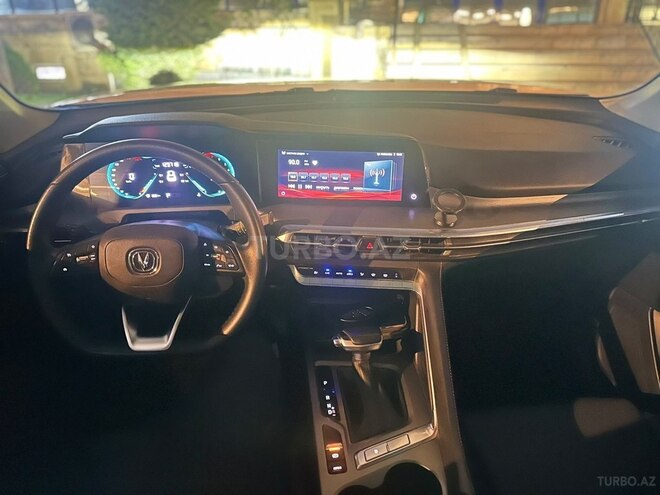 Changan CS 35 Plus 2023, 130,000 km - 1.4 l - Bakı