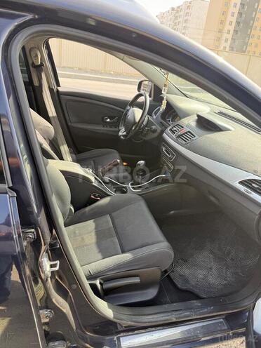 Renault Megane 2010, 230,000 km - 1.5 l - Bakı