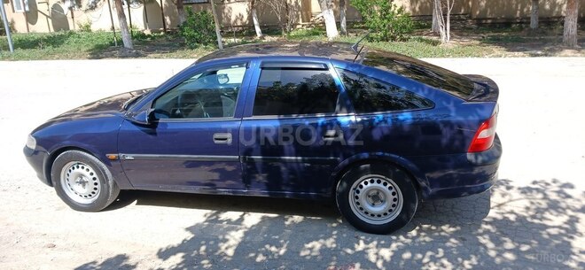 Opel Vectra 1998, 528,000 km - 1.8 l - Siyəzən