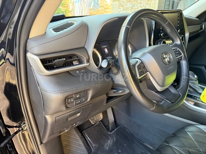 Toyota Highlander 2022, 60,285 km - 2.5 l - Bakı