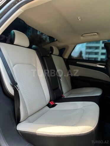 Ford Fusion (North America) 2018, 195,000 km - 1.5 l - Bakı