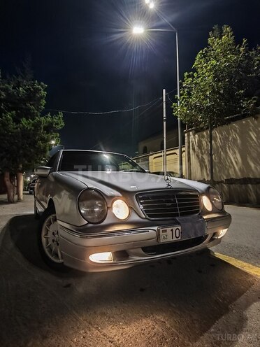 Mercedes E 200 2001, 160,443 km - 2.0 l - Bakı