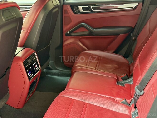 Porsche Cayenne 2018, 122,000 km - 3.0 l - Bakı