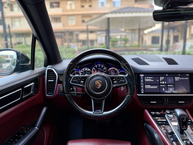 Porsche Cayenne 2018, 122,000 km - 3.0 l - Bakı
