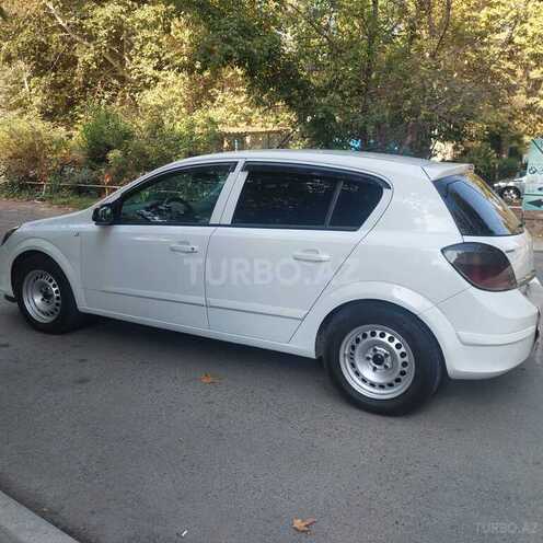 Opel Astra 2006, 390,000 km - 1.3 l - Mingəçevir