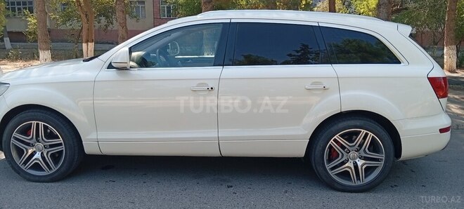 Audi Q7 2006, 257,000 km - 4.2 l - Sumqayıt