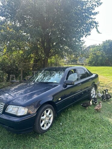 Mercedes C 240 1999, 282,000 km - 2.4 л - Lənkəran