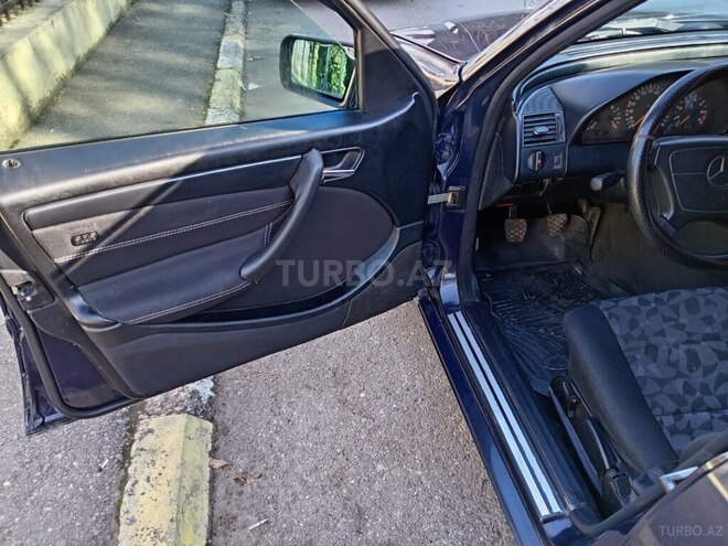 Mercedes C 180 1998, 605,800 km - 1.8 л - Quba