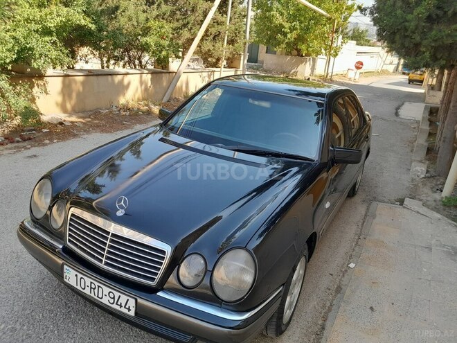 Mercedes E 300 1998, 300,000 km - 3.0 л - Bakı