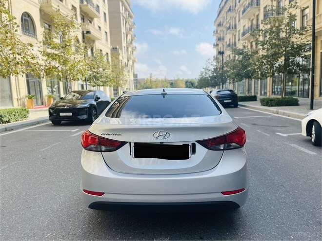 Hyundai Elantra 2015, 120,212 km - 1.8 л - Bakı