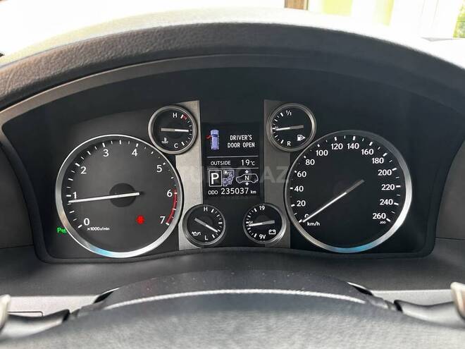 Lexus LX 570 2014, 235,000 km - 5.7 л - Bakı