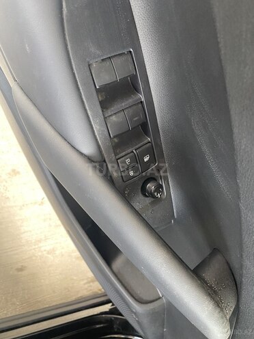 Toyota Corolla Cross 2025, 0 km - 2.0 л - Bakı