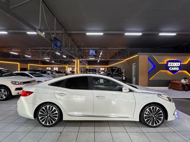 Hyundai Grandeur 2015, 226,200 km - 2.2 л - Bakı