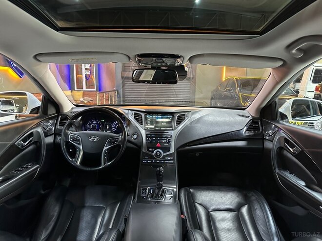 Hyundai Grandeur 2015, 226,200 km - 2.2 л - Bakı